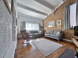 Photo 5- click for photo gallery